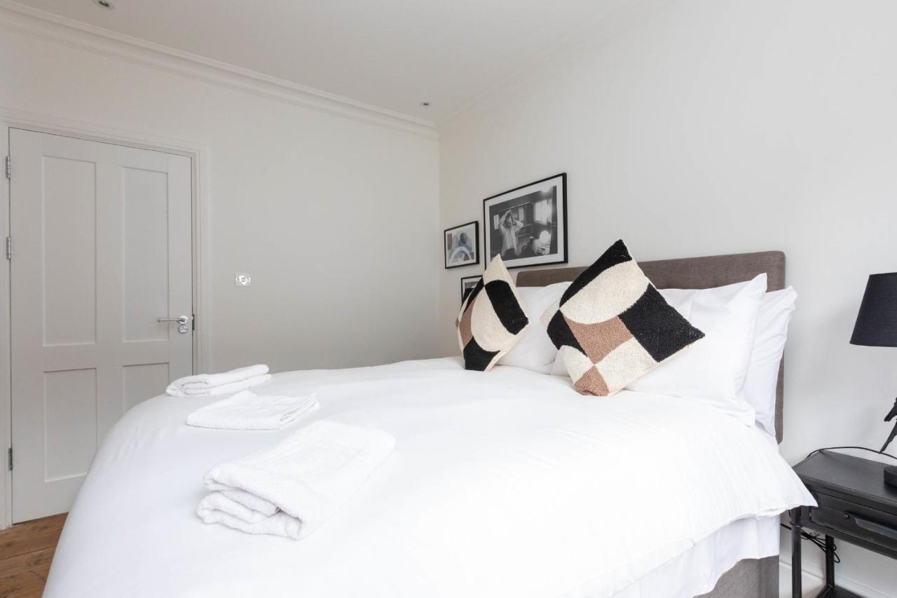 Stylish 2 Bedroom Apartment Near Oxford Street لندن المظهر الخارجي الصورة