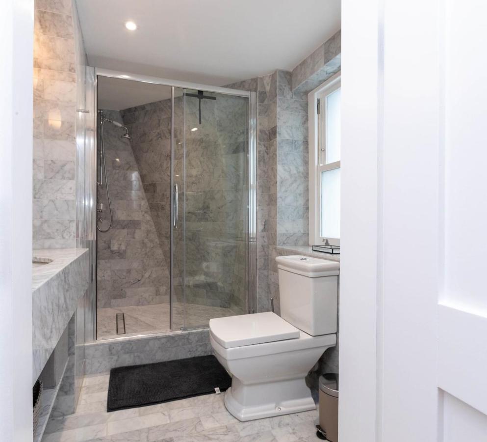 Stylish 2 Bedroom Apartment Near Oxford Street لندن المظهر الخارجي الصورة